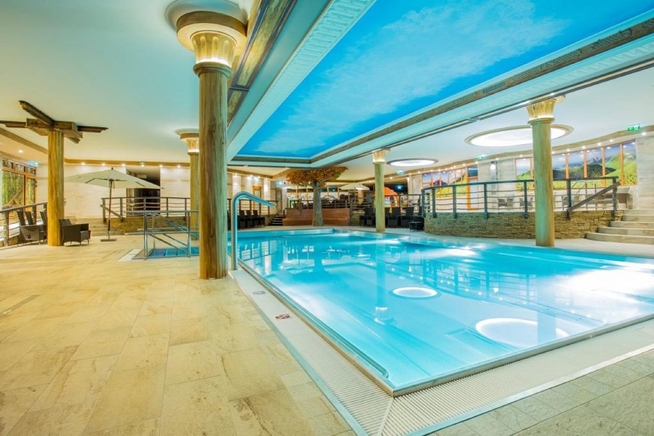 Aqua Sport*** Hotel Puchov Bagian luar foto
